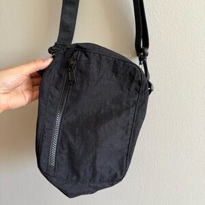 BAGGU Crossbody Bag in Black